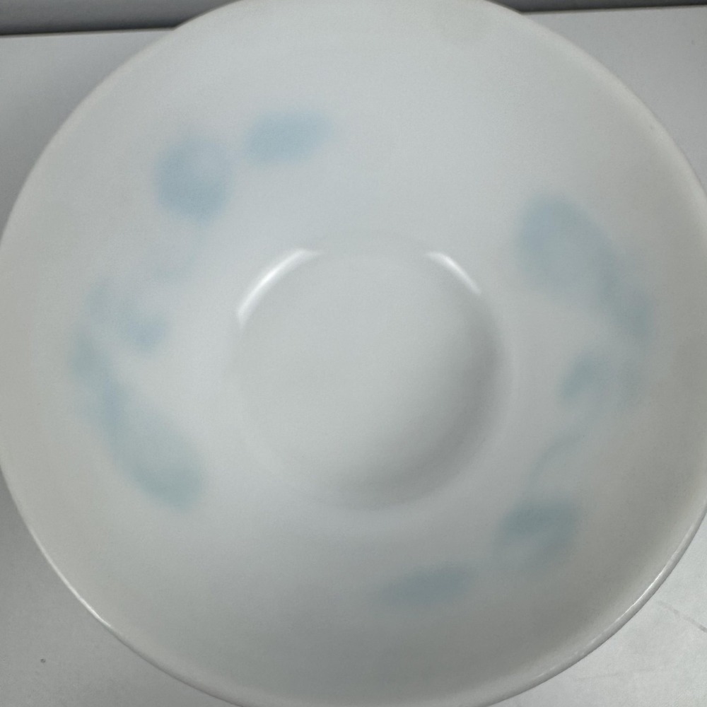 Vintage Federal Glass White Mixing Bowl Blue Fruit Nature Print Milk Glass USA - Picture 13 of 15